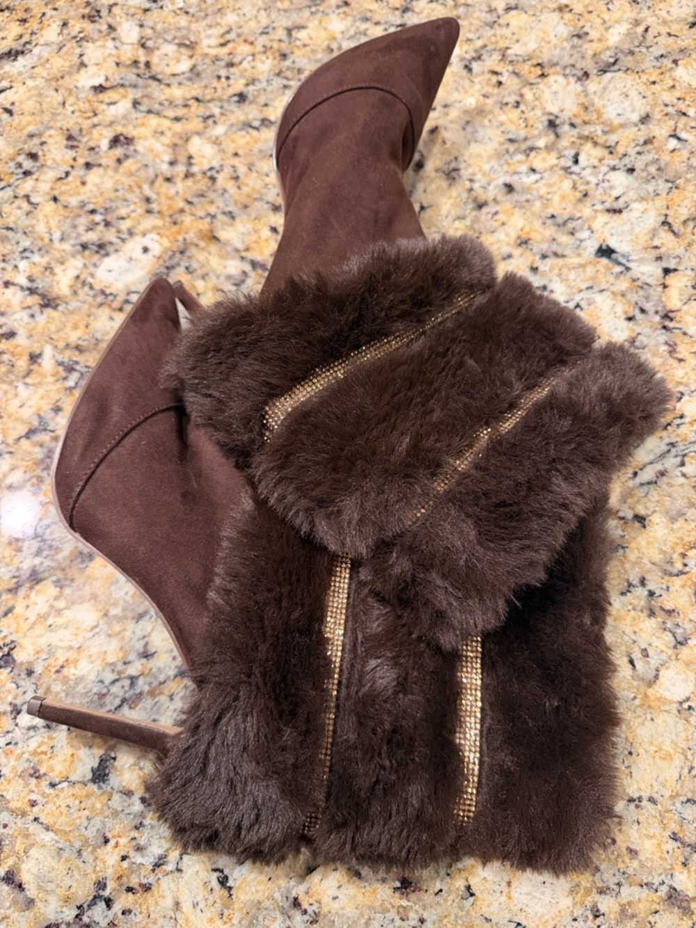 Shoe Dazzle Brown Faux Fur Trim Ankle Booties.